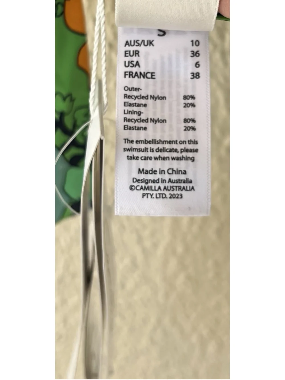 NEW CAMILLA Good Vibes Generation Halter Cropped Top Reversible Women’s Size 6 S - Picture 8 of 9